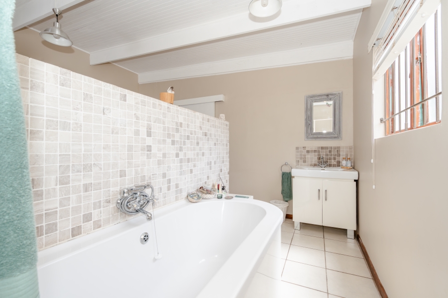 3 Bedroom Property for Sale in Jacobsbaai Western Cape